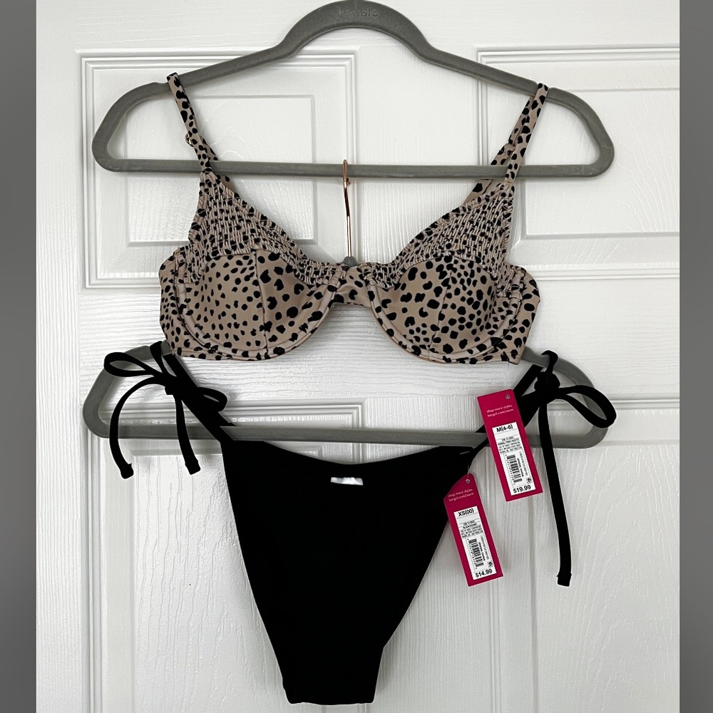 Cheetah Underwire Bikini Top & Black Scrunched String Bikini Bottoms (set)